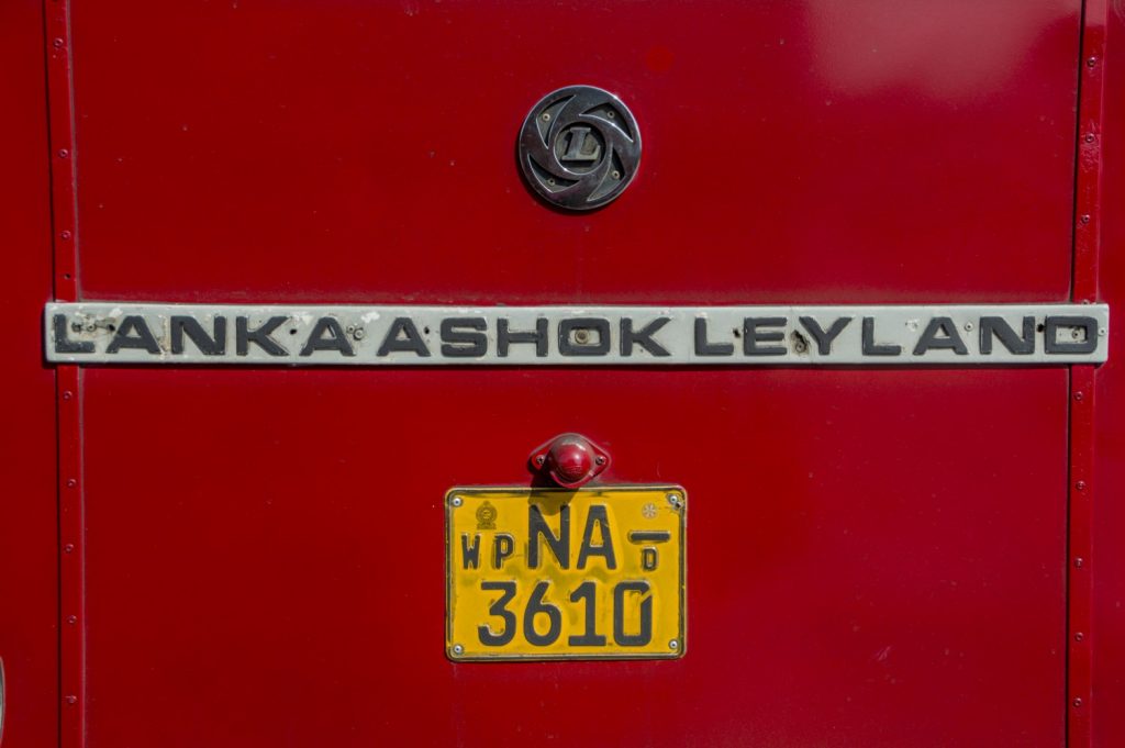 vlak ugodno tuk tuk Šrilanka Sri Lanka SIM kartica priporočila potovanje poceni nasveti nastanitve mobilni internet javni prevoz informacije Azija avtobus 